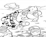 Printable pooh playing with tiger in the garden page18bc coloring pages