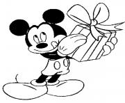 Printable mickey got a present disney 132a coloring pages
